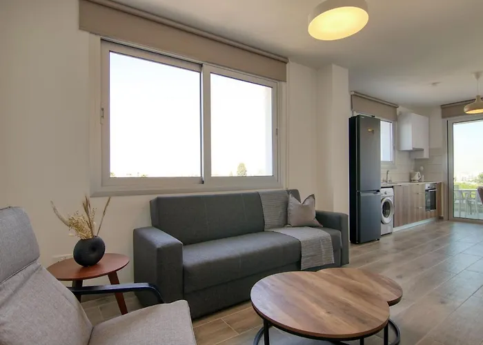 Phaedrus Living Coral Suites Aquatic