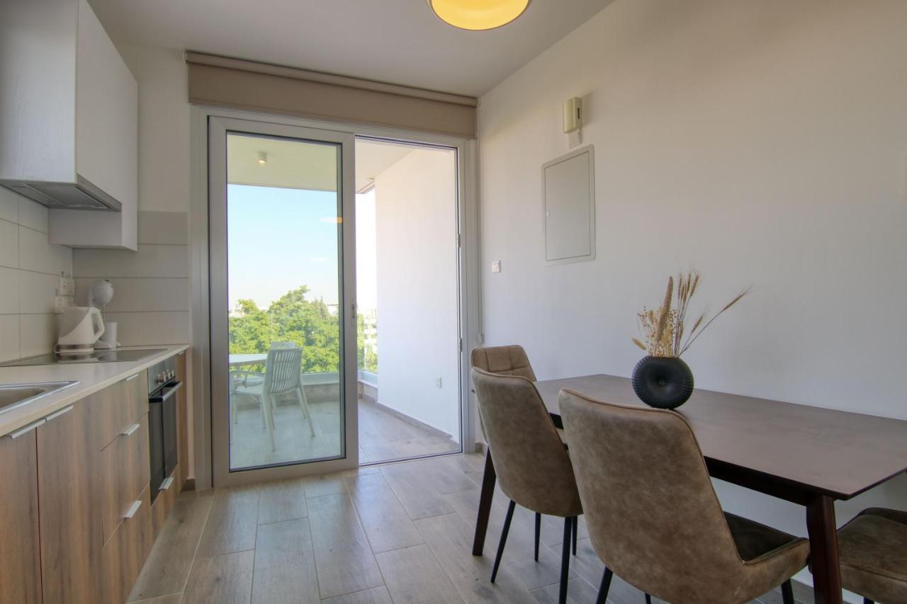Phaedrus Living Coral Aquatic Apartment