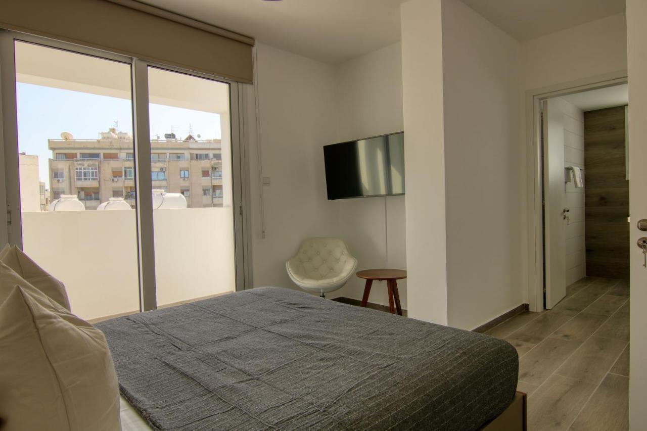 Apartment Phaedrus Living Coral Aquatic Larnaca